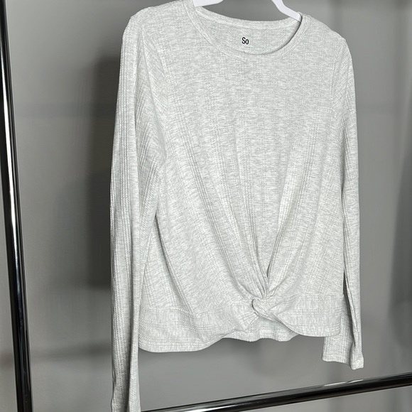 SO Sweaters - Womens light sweater